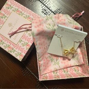 Kendra Scott Love Shack Fancy Gold Bow Necklace with Pearl